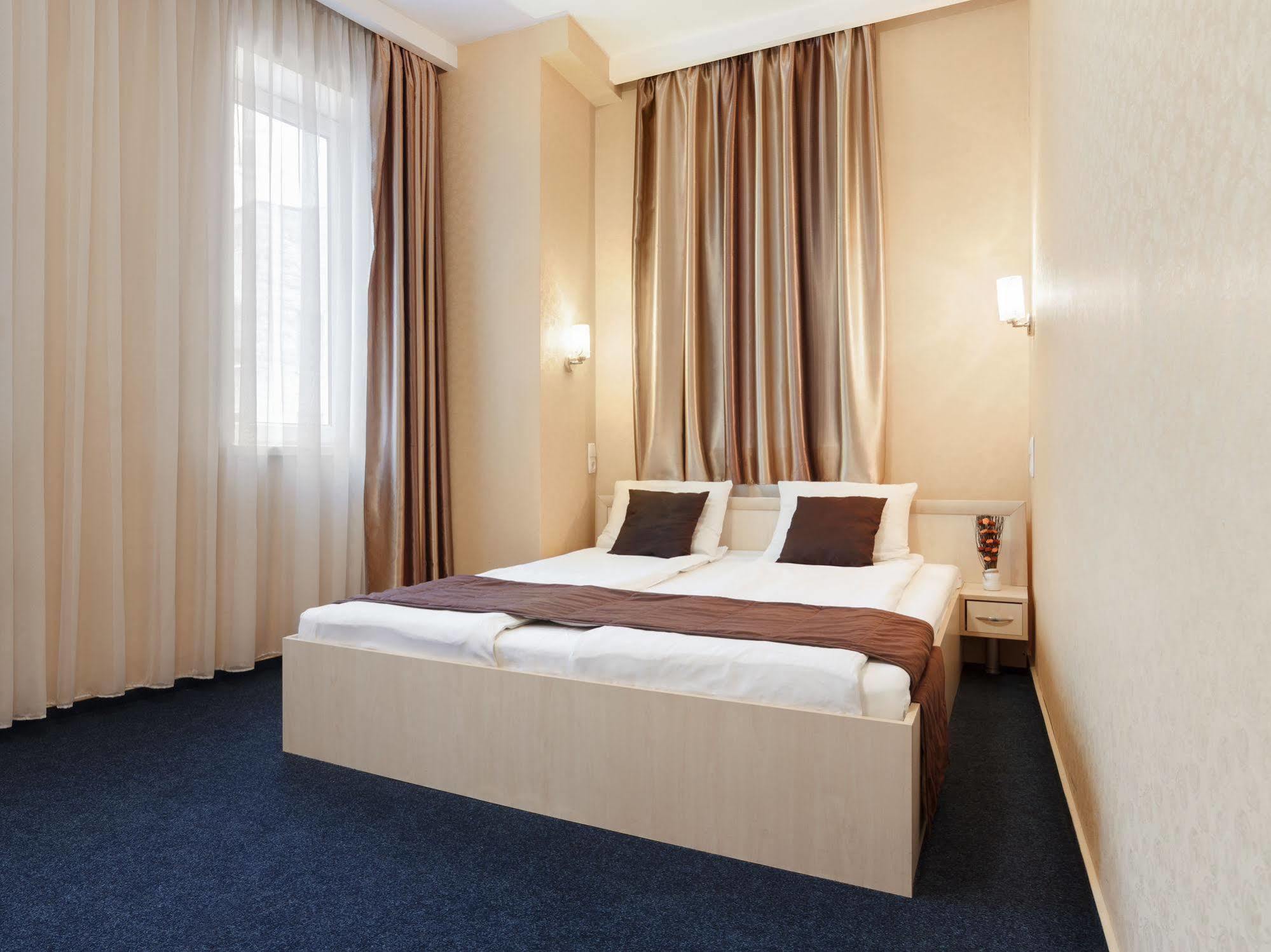 Apart Hotel Asotel Charkov Exteriér fotografie